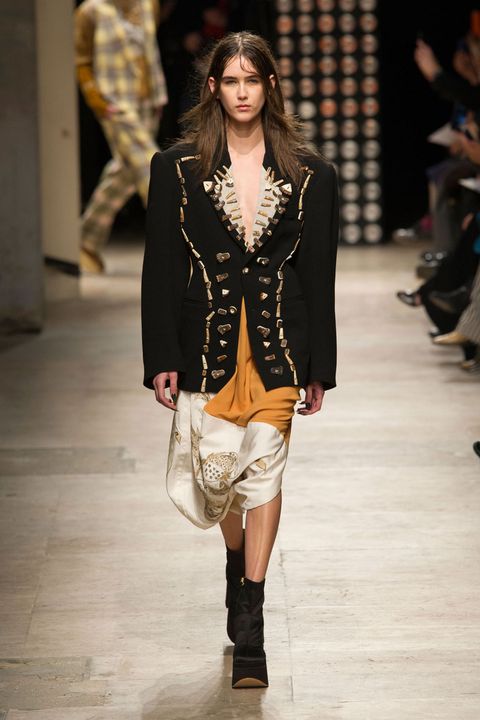 All the Looks From the Vivienne Westwood Fall 2016 Ready-to-Wear Show