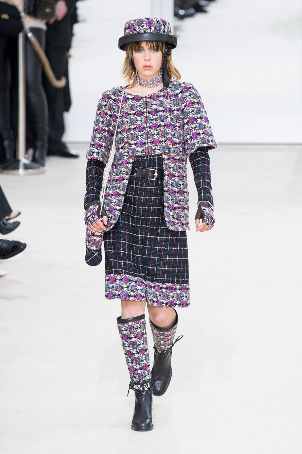 Chanel Ready To Wear Fashion Show, Collection Fall Winter 2016 presented  during Paris Fashion Week 0034 – NOWFASHION