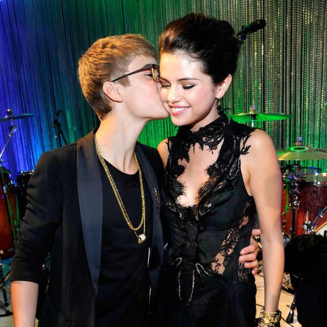 Justin Bieber Posts Selena Gomez Kissing Instagram - Selena Gomez Likes ...