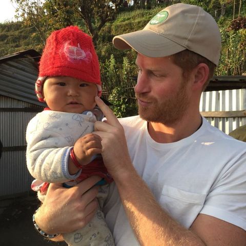 Prince Harry and Babies - 55 Adorable Pictures of Prince Harry With Babies