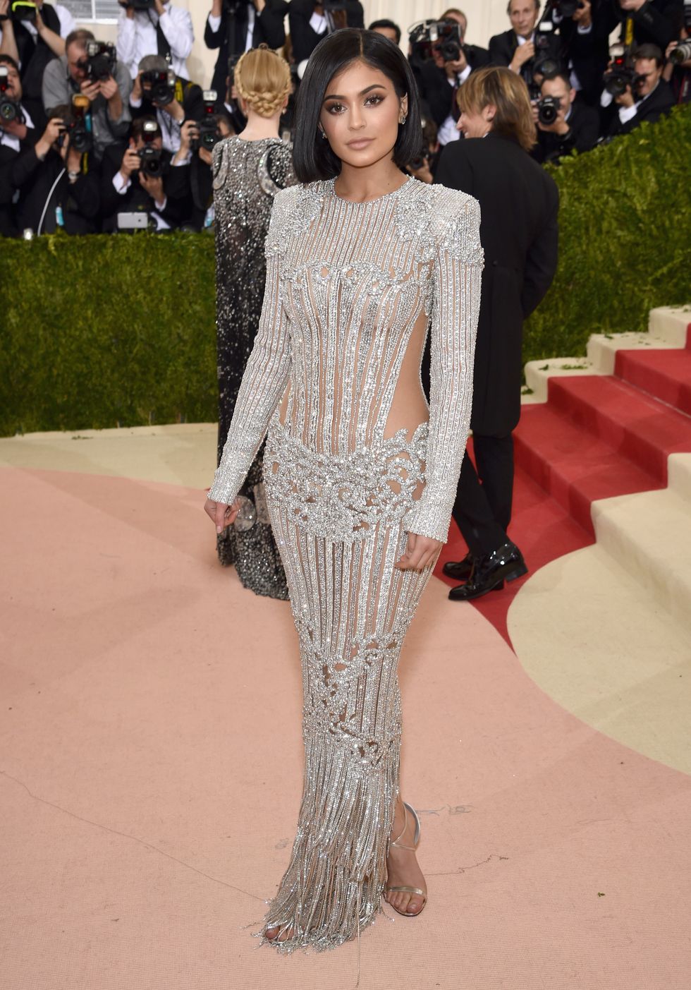 Kylie Jenner In Kim Kardashian-Like Silver Gown At The 2016 Met Gala
