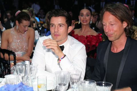 Katy Perry Photobombs Orlando Bloom at amfAR Gala - Katy Perry and ...