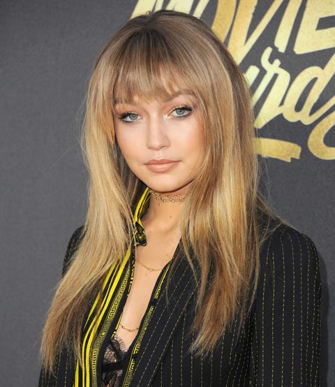 112 Hairstyles With Bangs You'll Want to Copy - Celebrity Haircuts With Bangs 112 Hairstyles With Bangs You'll Want to Copy - Celebrity Haircuts With Bangs