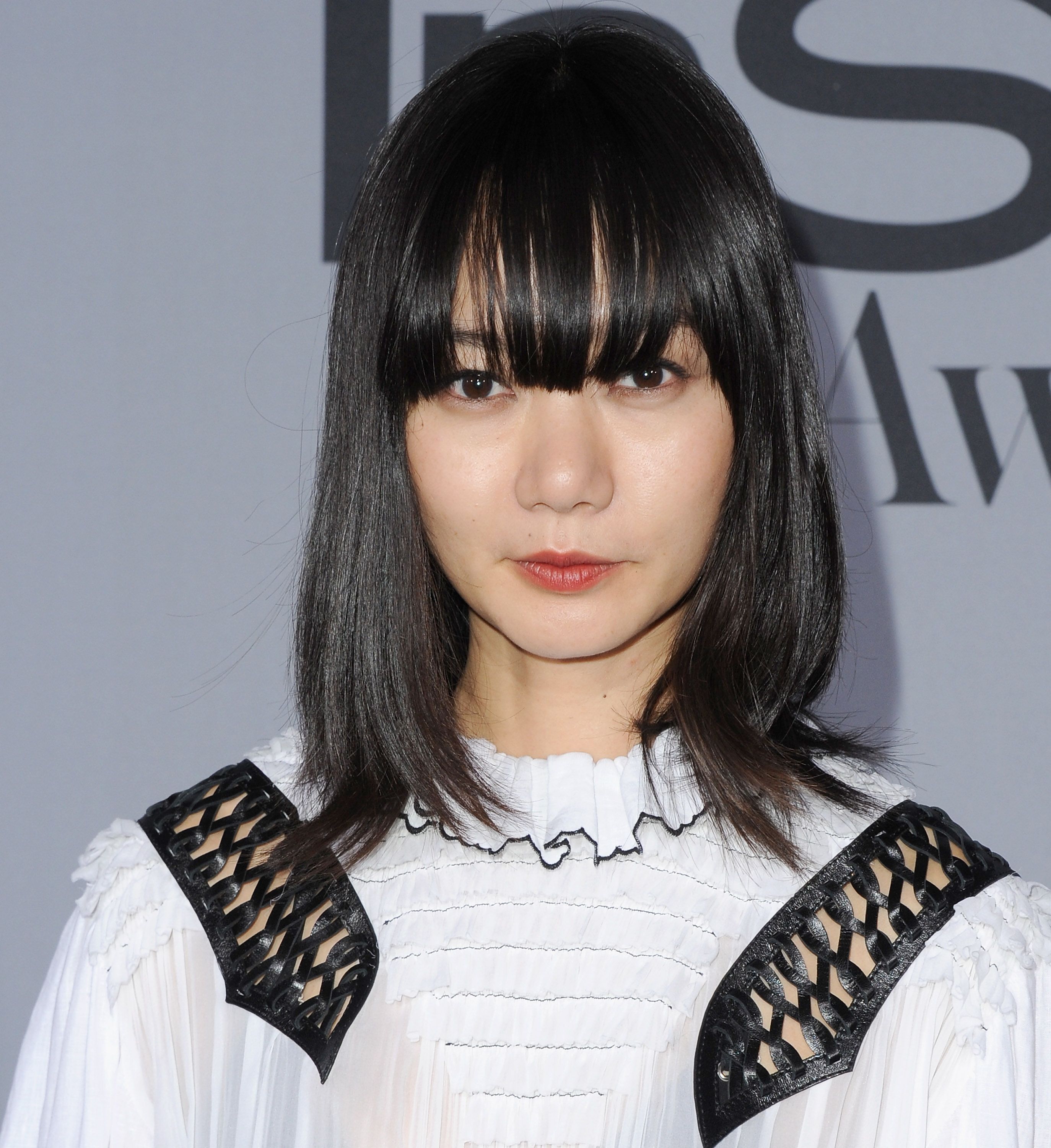 112 Hairstyles With Bangs You Ll Want To Copy Celebrity