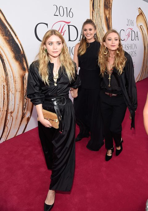 Mary-Kate Olsen, Ashley Olsen, and Elizabeth Olsen at the CFDA Awards ...