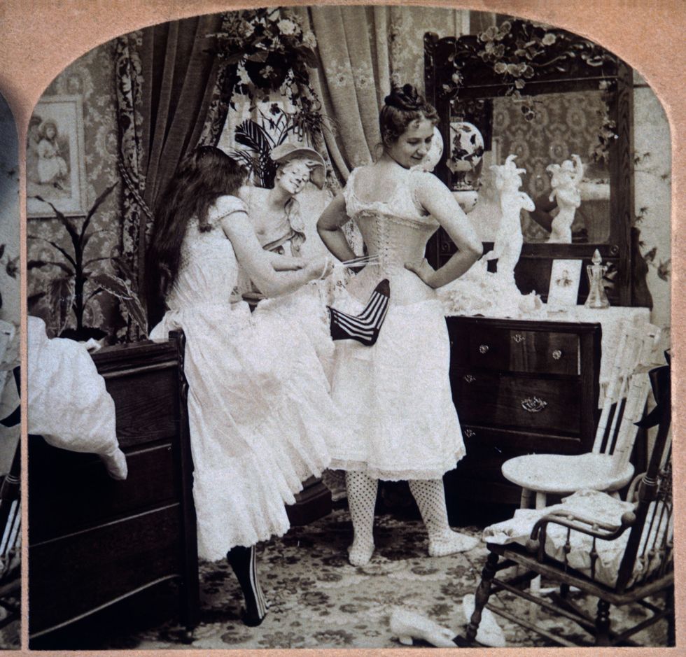 Edwardian Lingerie - What Women Wore in 1900's - Glamour Daze