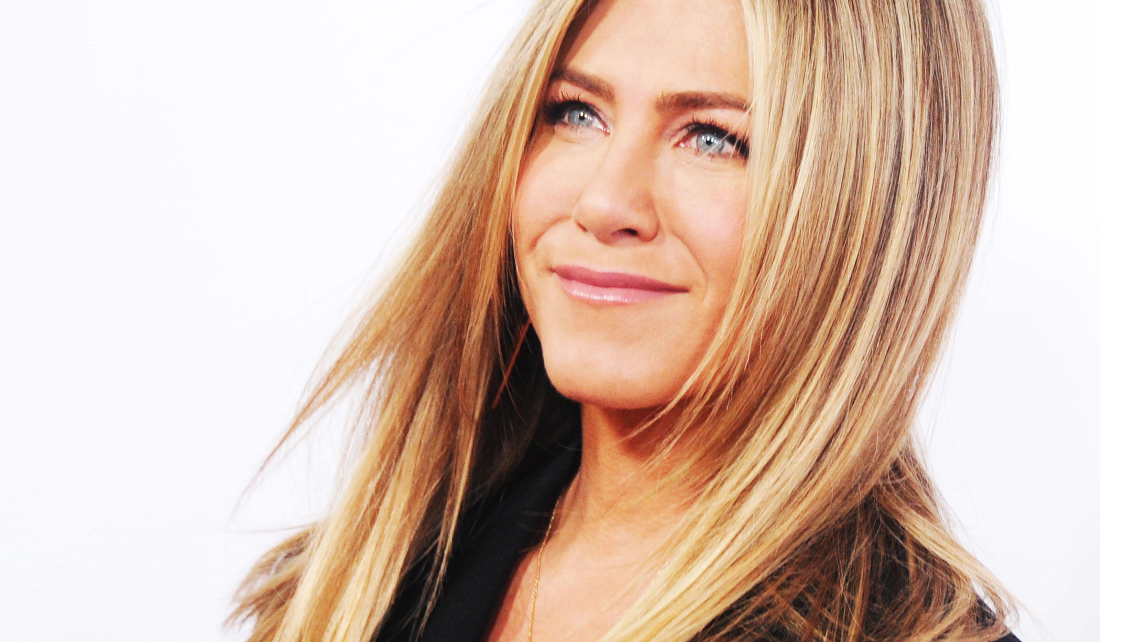 Jennifer Aniston Beachscape Interview