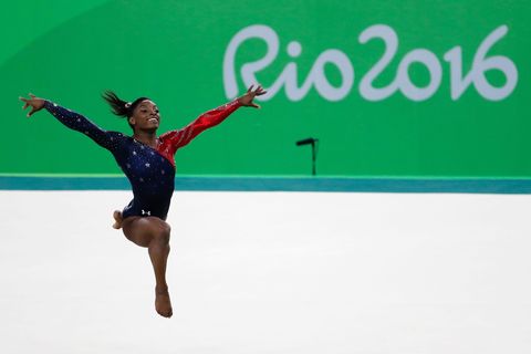 Gabby Douglas Does Not Advance To All Around Simone Biles