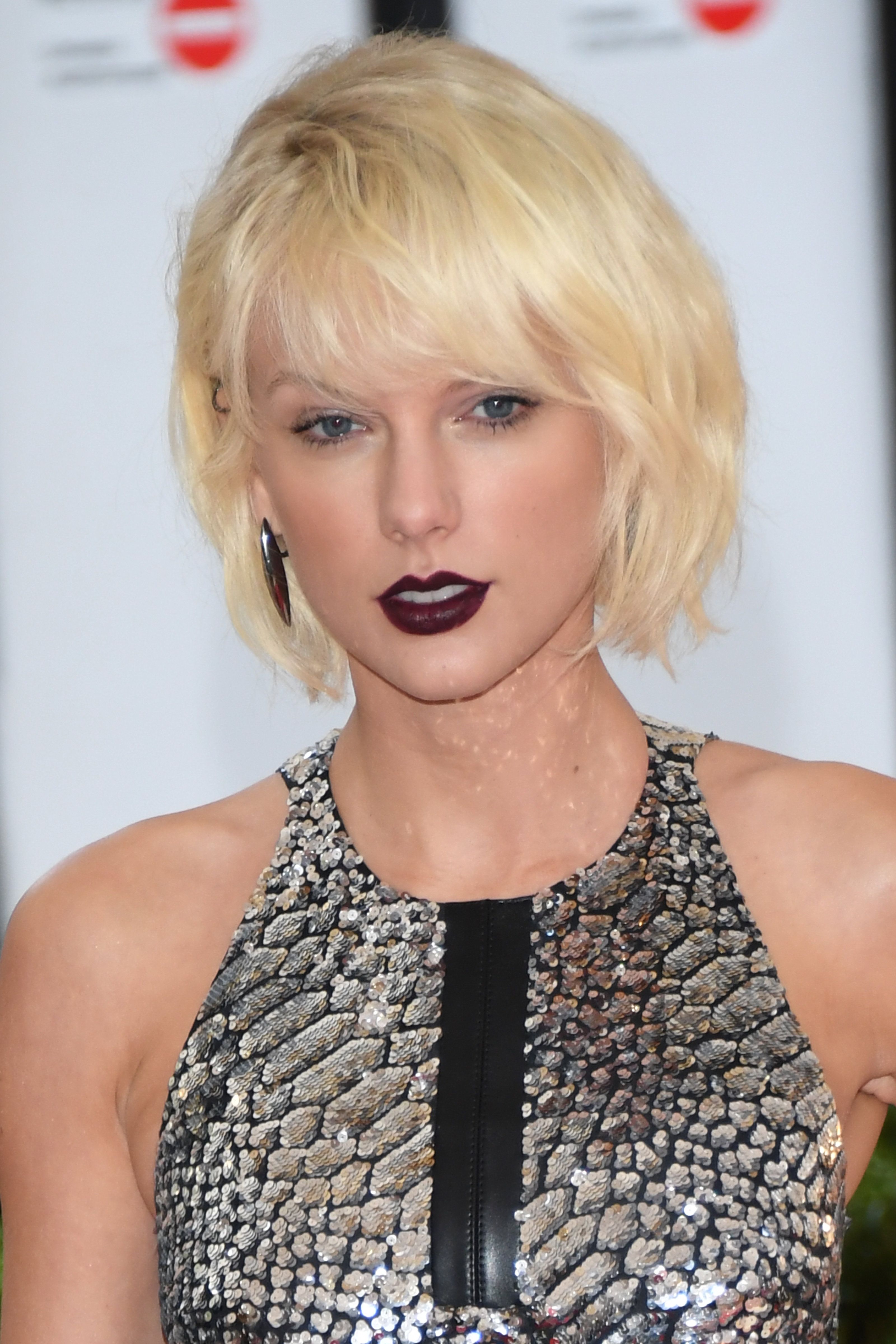 Taylor Swift Hair Style Spefashion