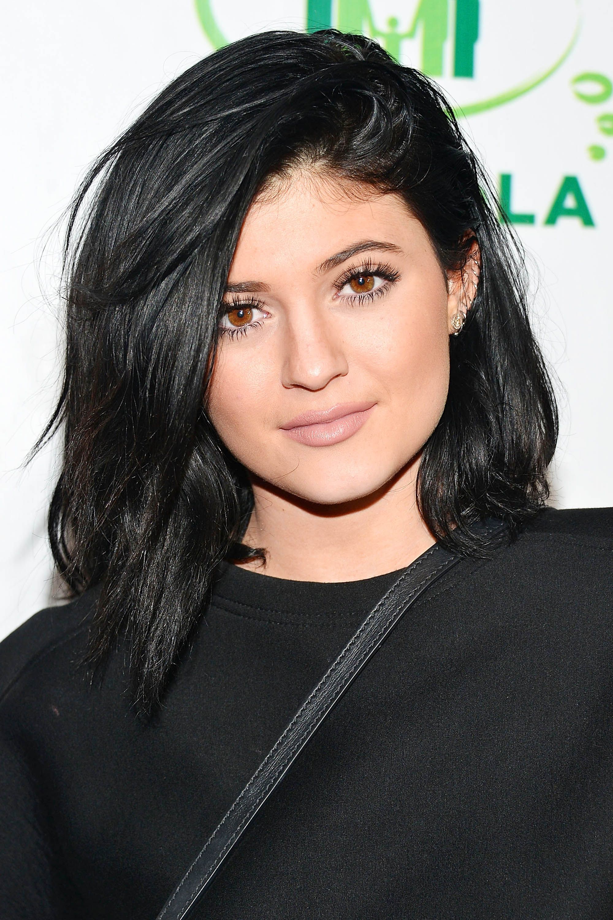 kylie jenner medium haircut