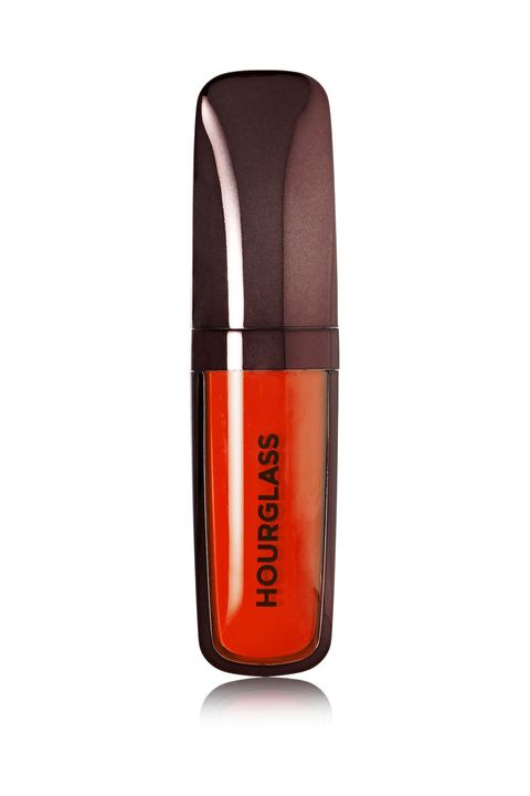 elle-orange-lipstick-hourglass