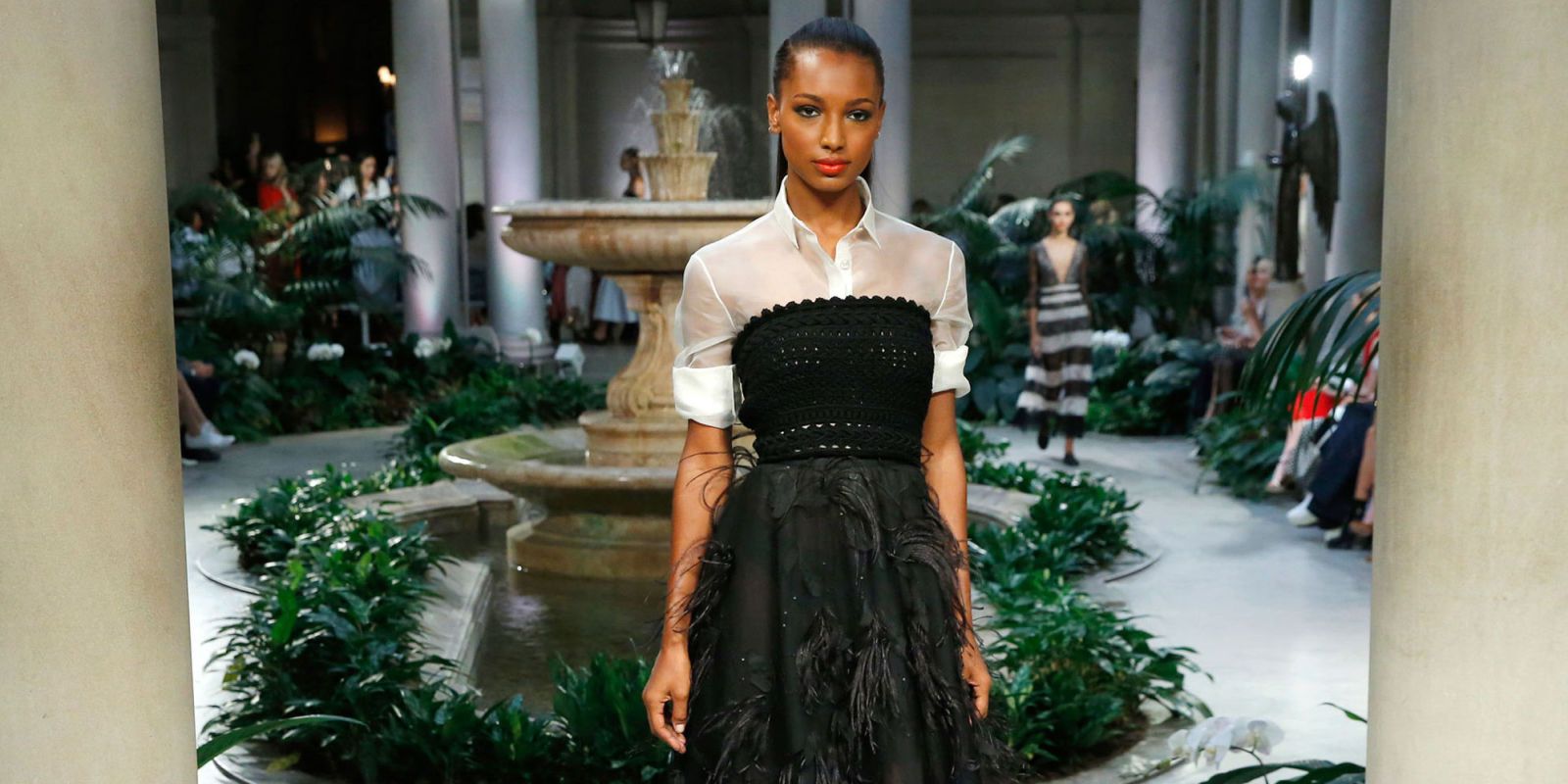 39 Looks From the Carolina Herrera Spring 2017 Show Carolina