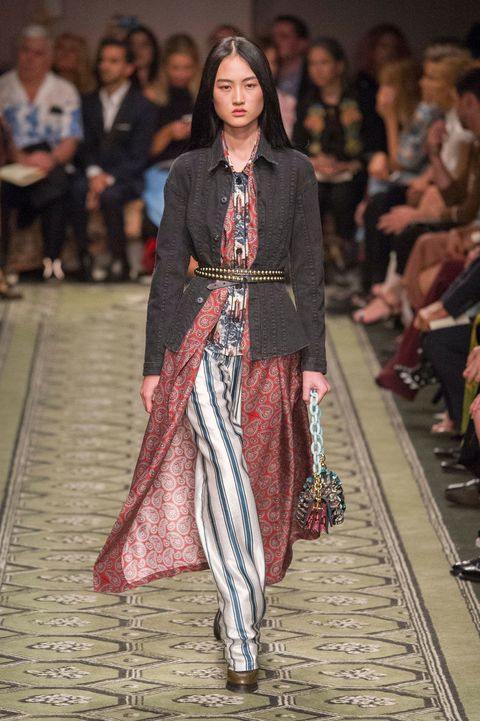 82 Looks From the Burberry September 2016 Show - Burberry Runway Show ...
