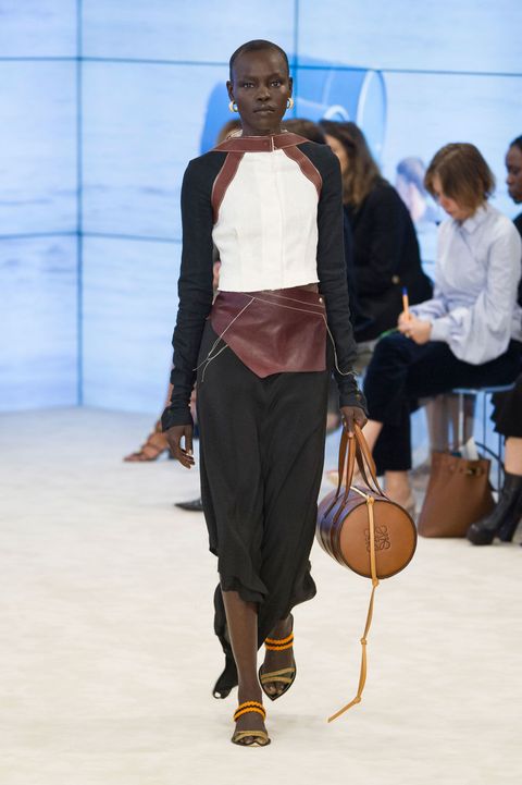 49 Looks From the Loewe Spring 2017 Show - Loewe Runway Show at Paris ...