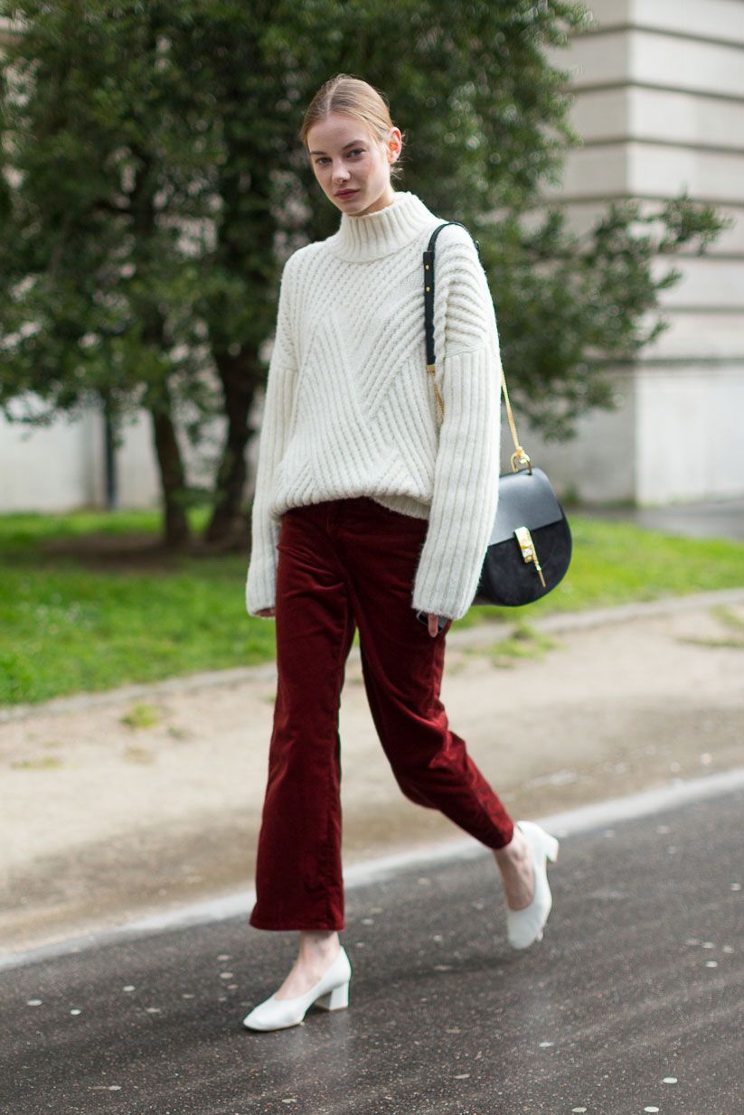 Burgundy Velvet Flare Pants with Sweater Outfits (2 ideas
