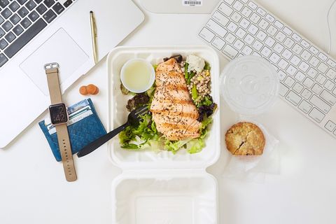 Stop Judging My Sad Desk Lunch - ELLE.com Editors Share Sad Desk Lunches