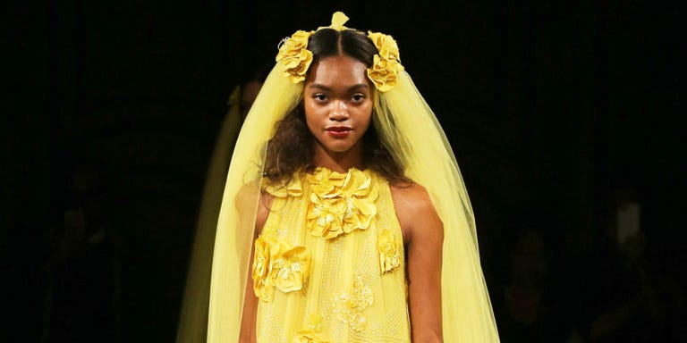 11 Unexpected Bridal Trends From Fall 2017 Week Bold Colors Boudoir Lace And A New Way To Battle The Cold