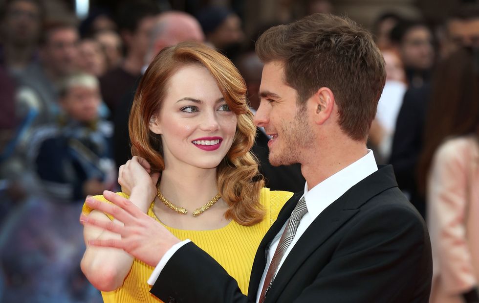 Emma Stone on Andrew Garfield and Being Single - Emma Stone Still in ...