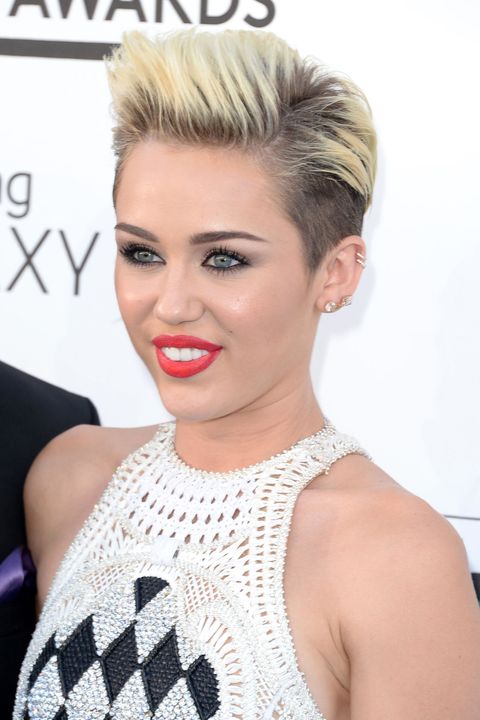 Miley Cyrus' Best Hairstyles of All Time - 66 Miley Cyrus Hair Cuts and ...