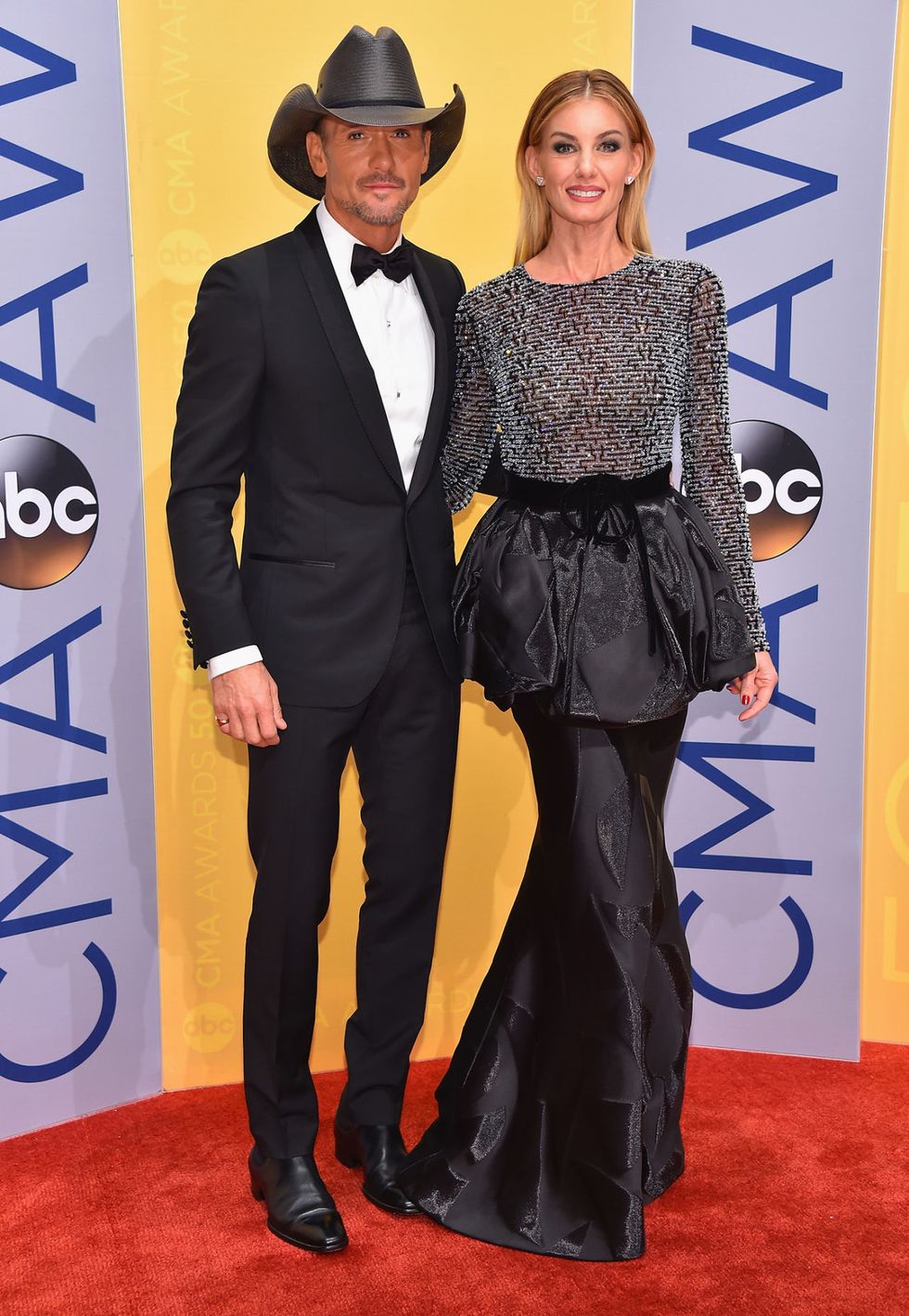 All the Looks From the 2016 CMA Awards Red Carpet