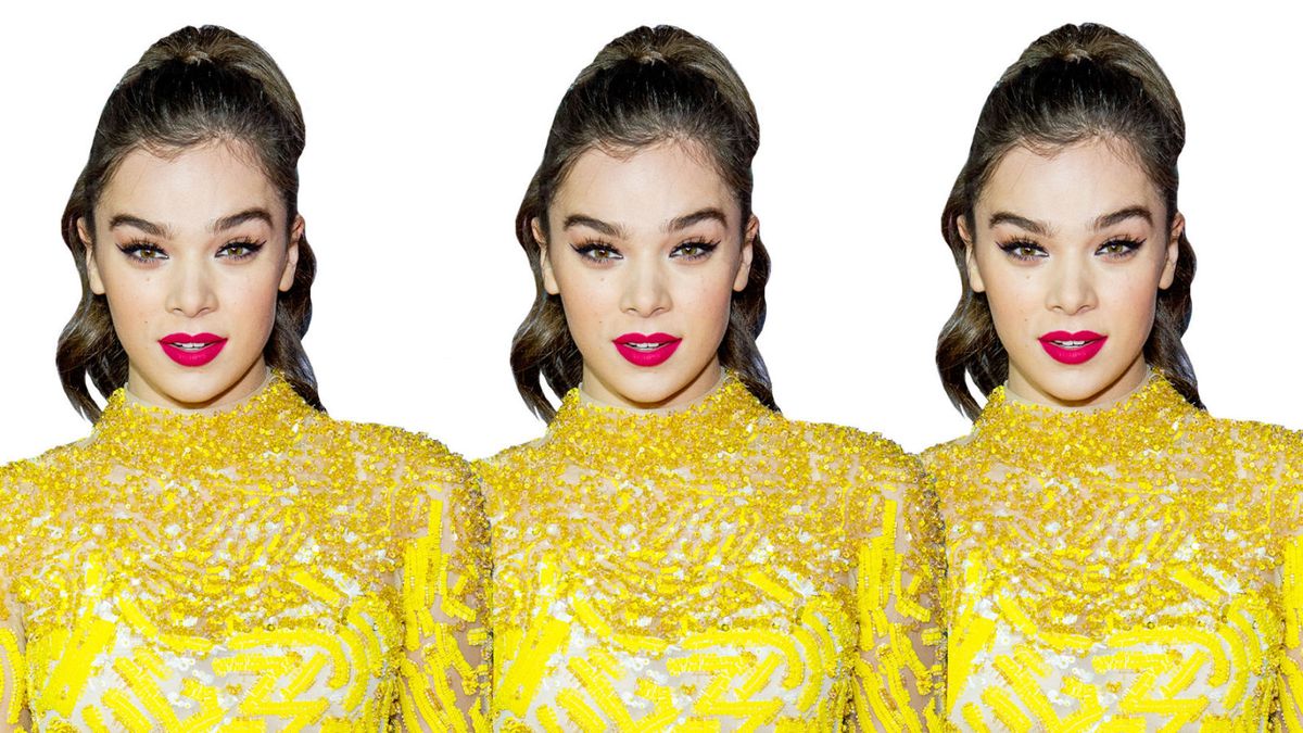 Is Hailee Steinfeld Really the Most Awkward Person Ever?