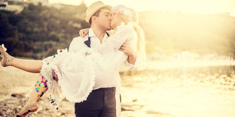 Stop Trying to Get Micro-Famous With Your Wedding