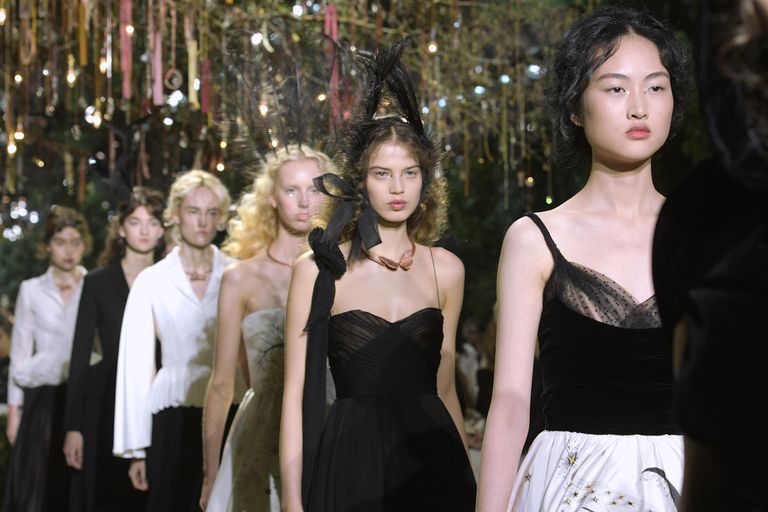 Maria Grazia Chiuri's First Dior Couture Collection Is a Woodland Fairy ...