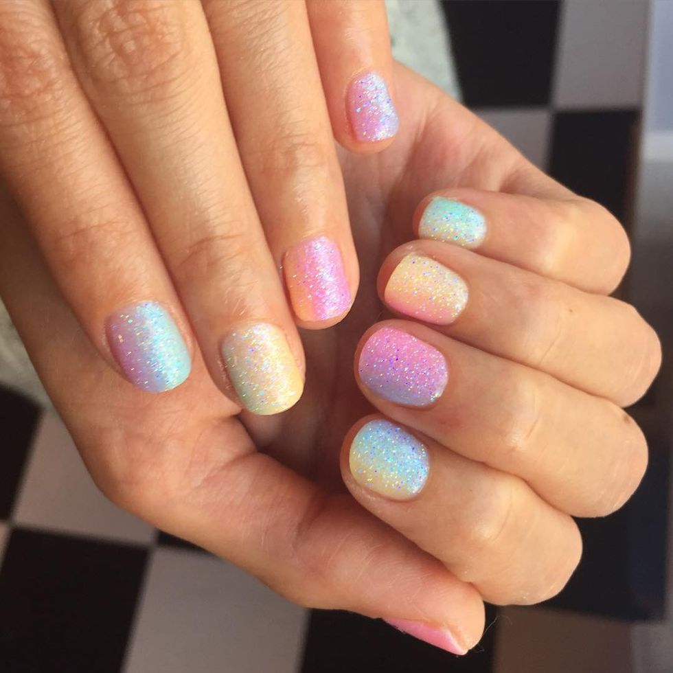 Ombre nails  Ombre nails glitter, Pink glitter nails, Pink gel nails