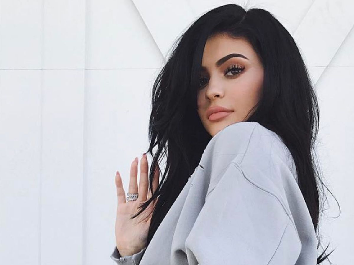 Kylie Jenner launching make-up pop-up stores at Topshop