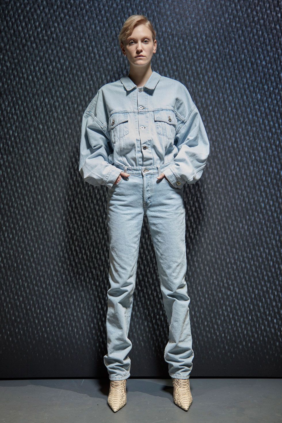 yeezy dress up