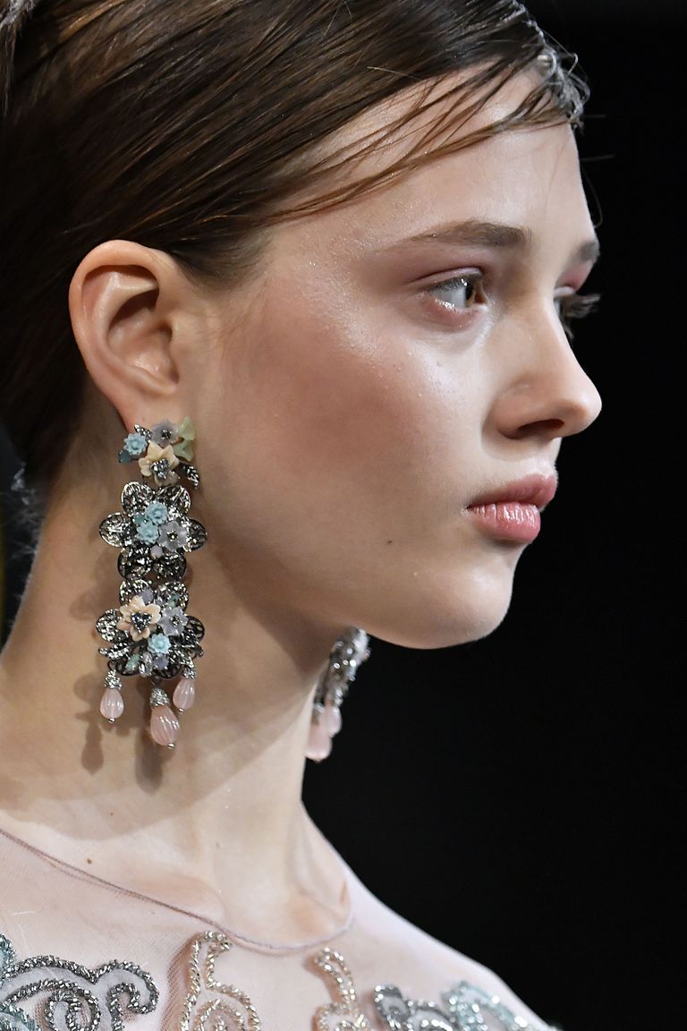 Fall 2017 Jewelry Trends From The Runway Best Fall And Winter Accessories