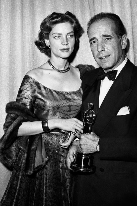 <p>The '50s-era actress was known for her provocative glamour, and she didn't disappoint at the 24<sup data-redactor-tag="sup">th</sup> Annual Academy Awards, with her short soft waves and dewy complexion as the backdrop for her extravagant jewels and fur.&nbsp;</p>