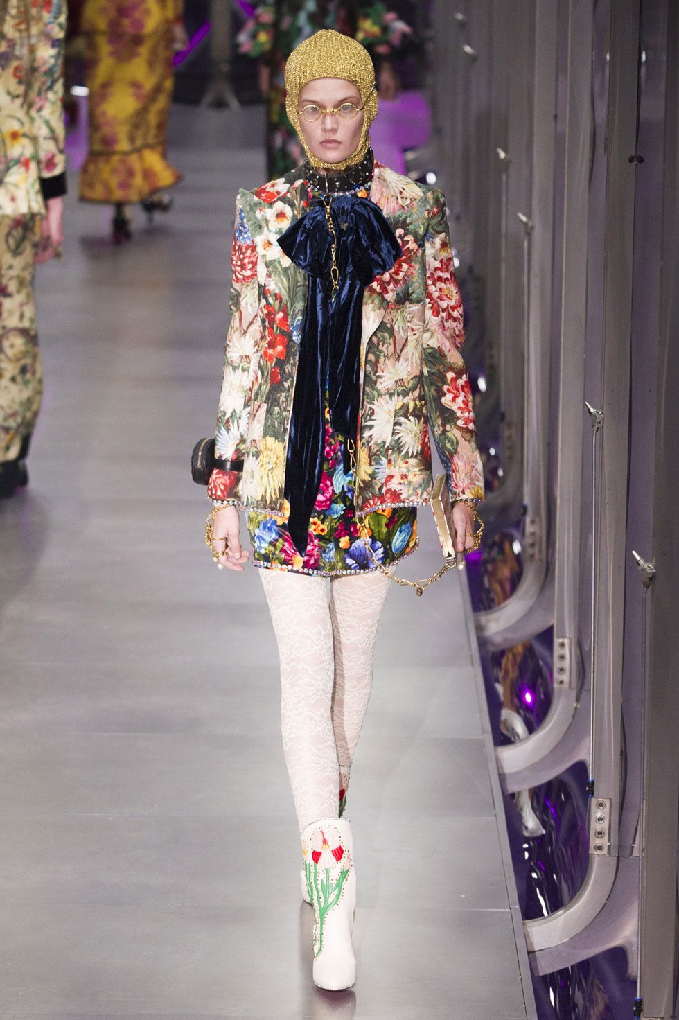 119 Looks From Gucci Fall 2017 MFW Show - Gucci Runway at Milan
