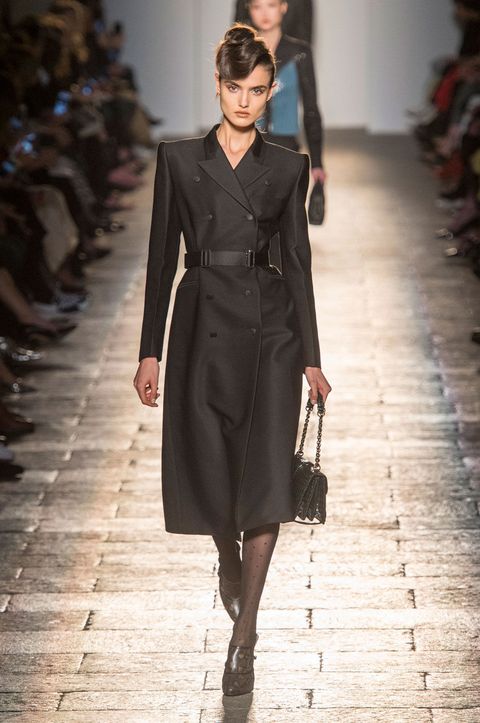 66 Looks From Bottega Veneta Fall 2017 MFW Show - Bottega Veneta Runway ...