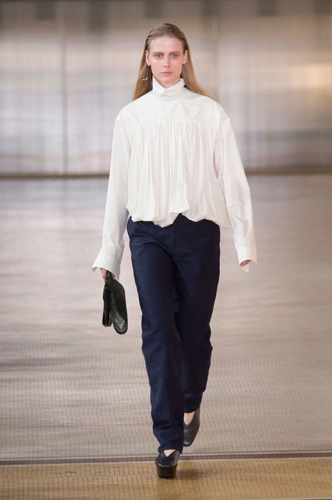 35 Looks From Lemaire Fall 2017 PFW Show - Lemaire Runway at Paris ...