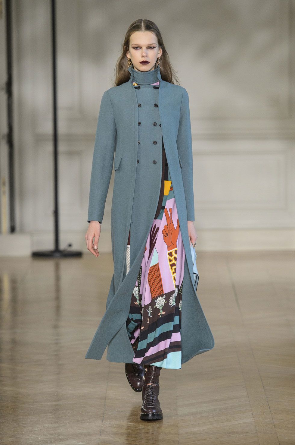 61 Looks From Valentino Fall 2017 PFW Show - Valentino Runway at Paris ...