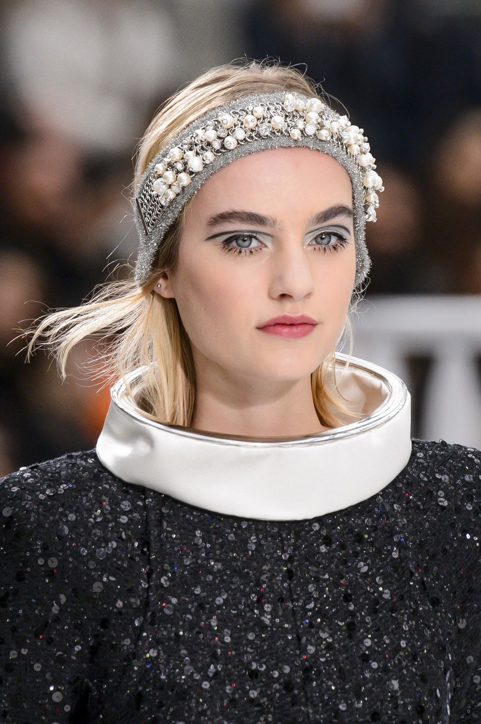 Looks and Accessories from the Fall-Winter 2019/20 Collection – CHANEL  Shows 