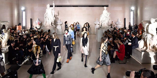 PFW: Louis Vuitton Show