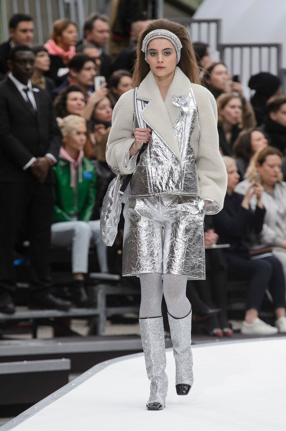 96 Looks From Chanel Fall 2017 PFW Show - Chanel Runway at Paris