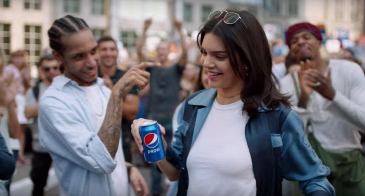 Kendall Jenner On Her Pepsi Ad Scandal Kendall Talks About Pepsi Ad On Keeping Up With The