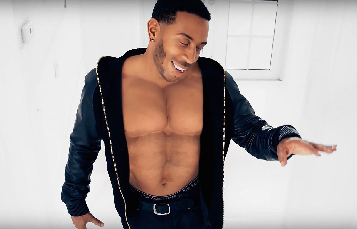 Ludacris Trolls The Internet With Hilariously Fake Abs