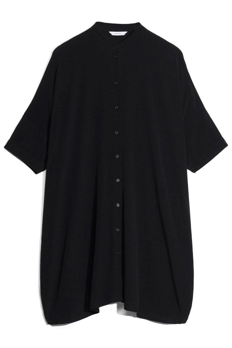 <p>&amp; Other Stories Oversized Shirt Dress, $95; <a href="http://www.stories.com/us/Ready-to-wear/Dresses/Oversized_Shirt_Dress/582938-0244810019.2">stories.com</a></p>