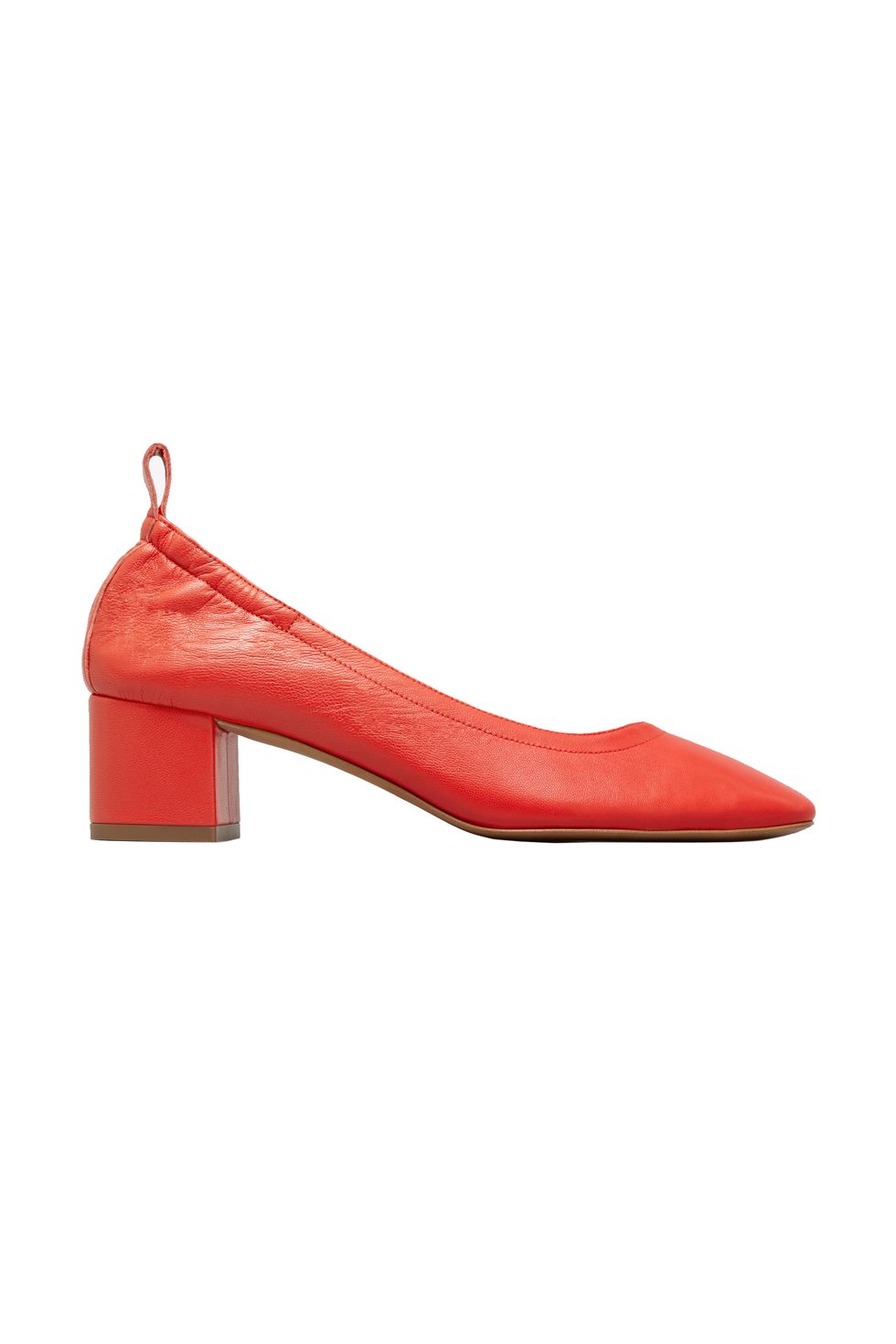 elle-spring-closed-toe-shoes-everlane