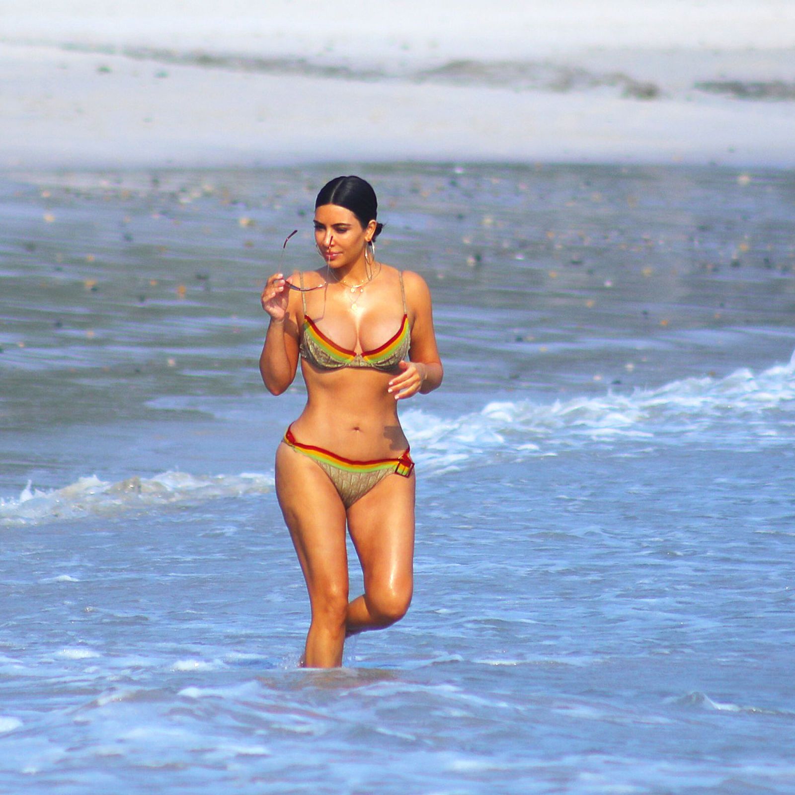Celebrities on Vacation The Best of Celebrity Bikini Bodies