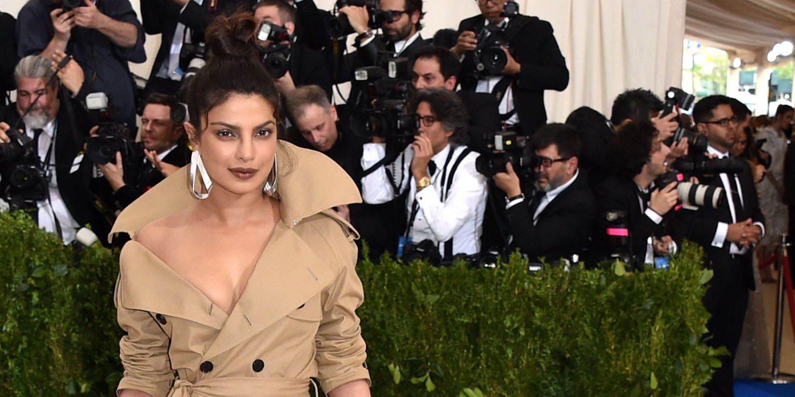 Priyanka chopra 2024 trench dress