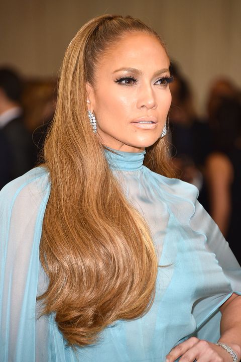 Best Caramel Hair Color 13 Celebs Wear The Most Flattering Hair Color