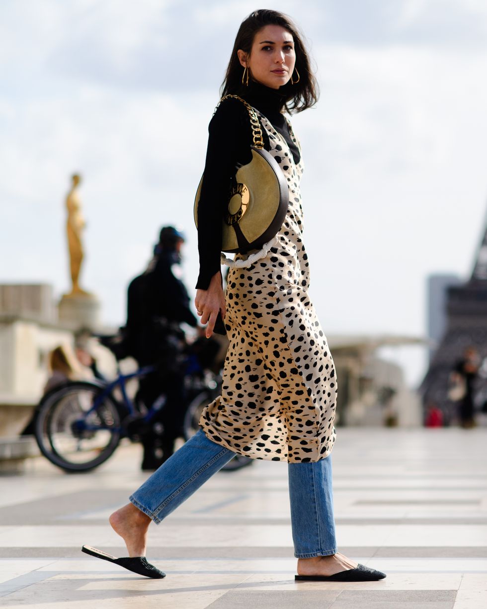 How to Pull Off the Tricky Dress-Over-Jeans Trend