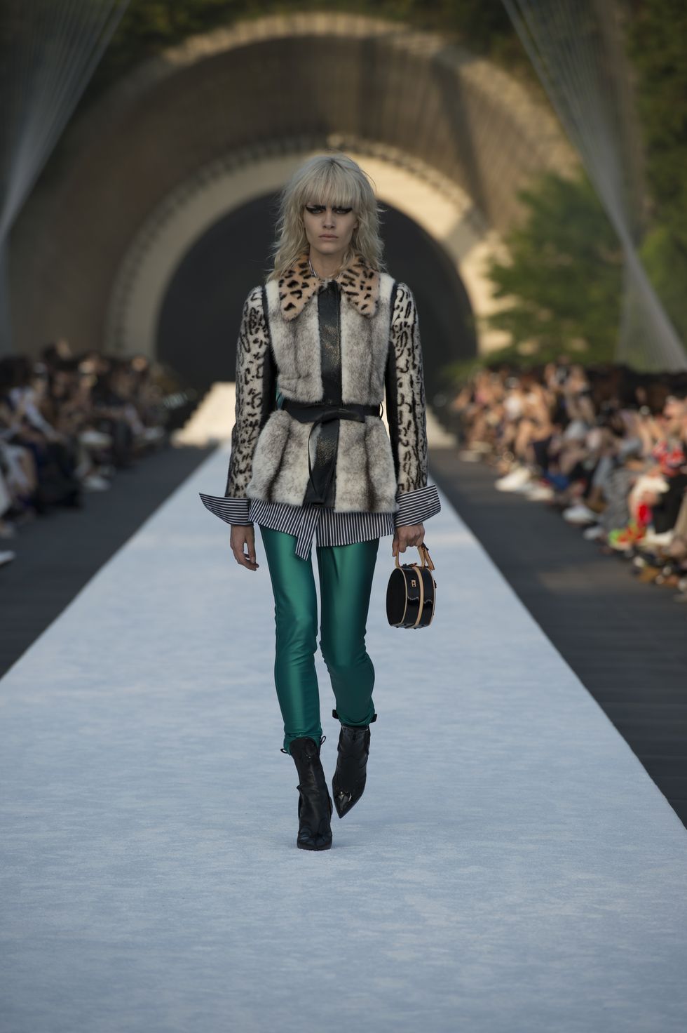 Louis Vuitton stages flamboyant cruise show in Japanese mountains, Louis  Vuitton