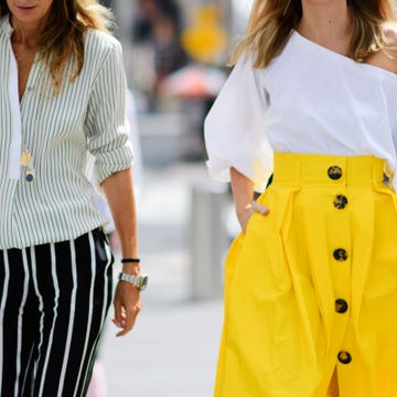 Clothing, White, Street fashion, Yellow, Fashion, Fashion model, Waist, Neck, Shoulder, Sleeve, Clothing, White, Street fashion, Yellow, Fashion, Fashion model, Waist, Neck, Shoulder, Sleeve,
