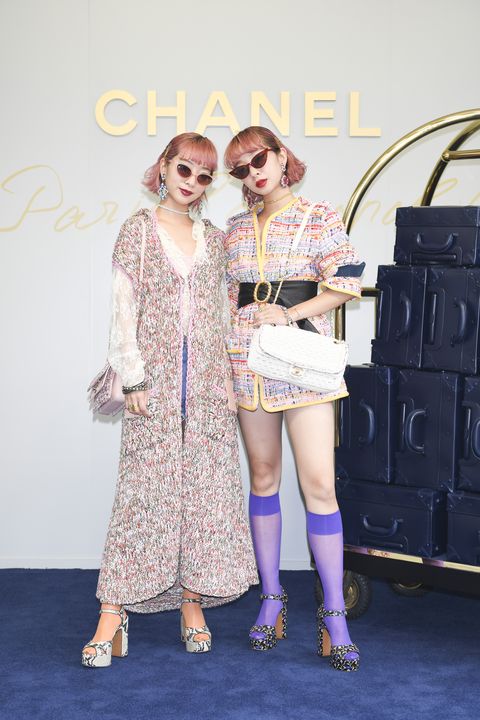 <p>At the CHANEL Metiers D'art Collection Paris Cosmopolite show at the Tsunamachi Mitsui Club on May 31, 2017 in Tokyo, Japan.<span class="redactor-invisible-space" data-verified="redactor" data-redactor-tag="span" data-redactor-class="redactor-invisible-space"></span></p>